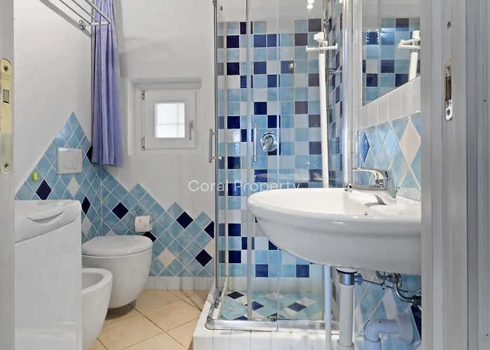 P - Terrazza Vista Mare - 200m Dalla - 2 Da Letto - Wifi * Baja Sardinia